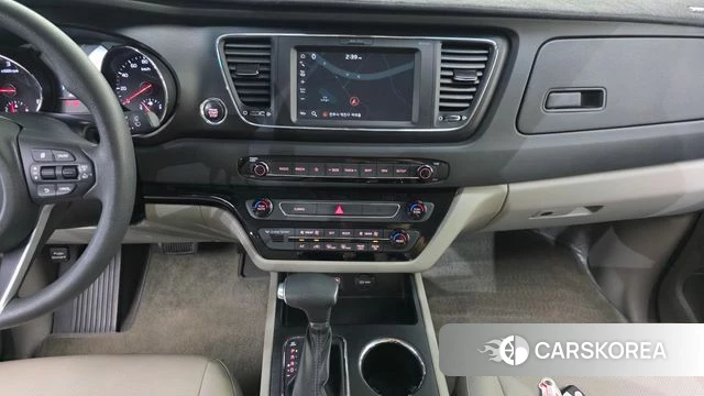 Kia The New Carnival 2018 Желтый из Кореи, фото 5
