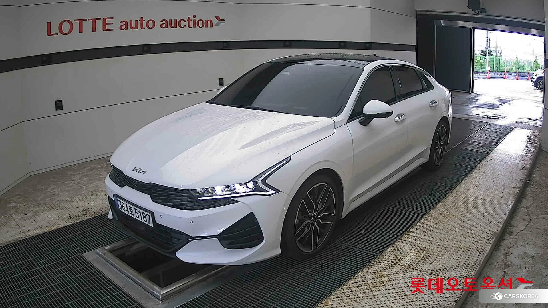 Kia K5 2022 Белый из Кореи, фото 5
