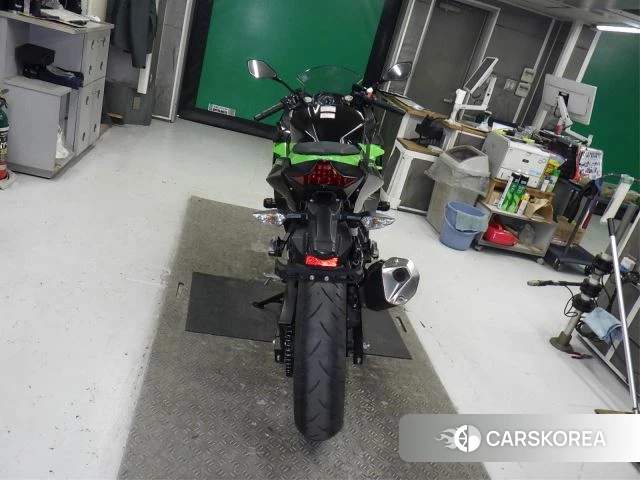 Проданный Kawasaki NINJA 400 2019 из Японии, фото 3