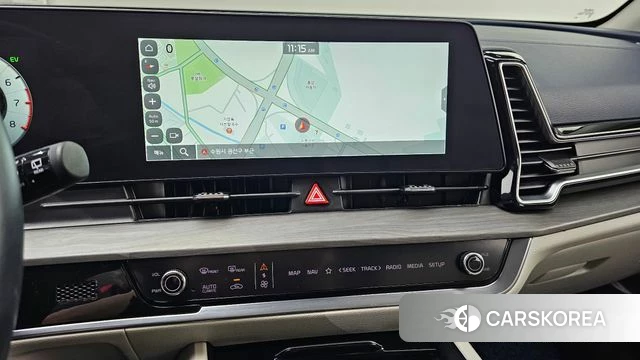 Kia Sportage 5th Generation Hybrid 2023 Белый из Кореи, фото 5