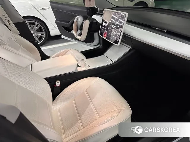 Tesla Model 3 id 3484356 из Кореи 5