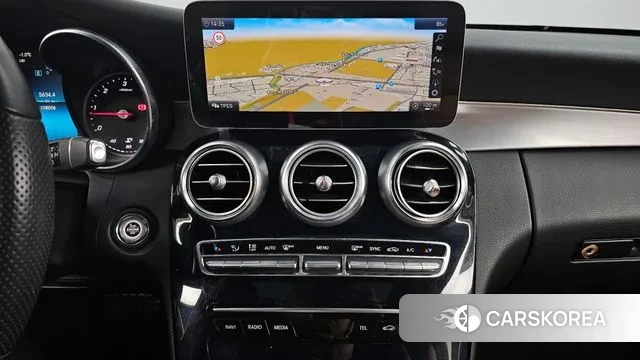 Mercedes-Benz C-Class W205 2019 Белый из Кореи, фото 5