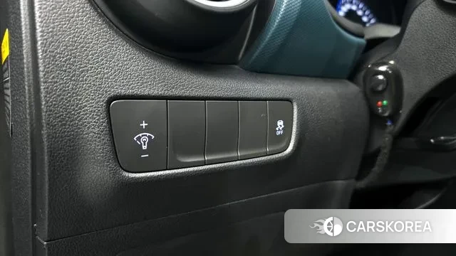 Hyundai Kona 2018 Небесно-голубой из Кореи, фото 5