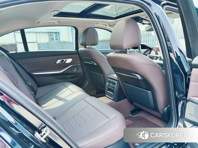 BMW 3 series 2021 Черный из Китая, фото 5
