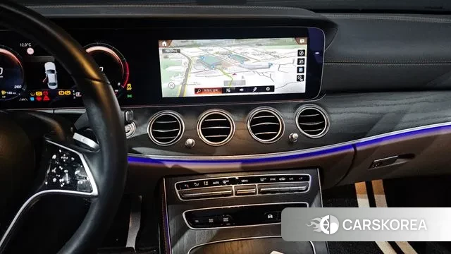 Mercedes-Benz E-Class W213 2023 Черный из Кореи, фото 5