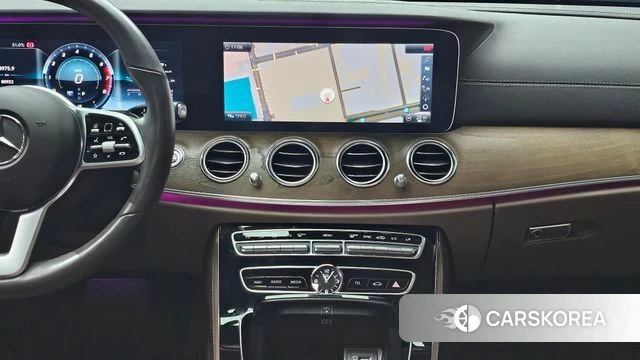Mercedes-Benz E-Class W213 2019 Черный из Кореи, фото 5