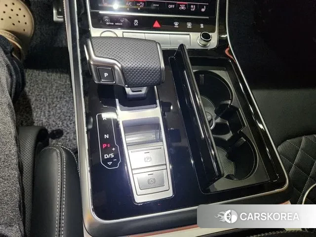 Audi Q8 (4M) 2020 Белый из Кореи, фото 5