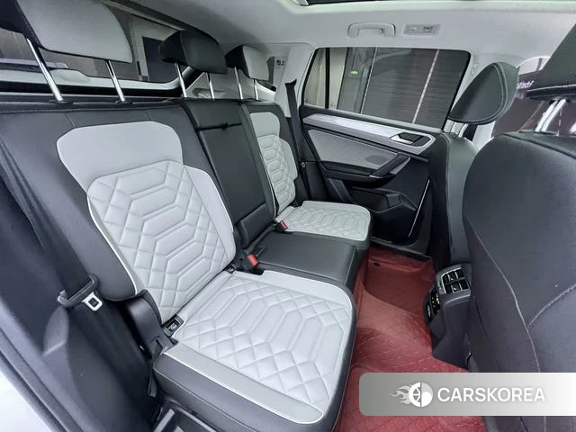 Volkswagen Tanyue 2024 Белый из Китая, фото 5