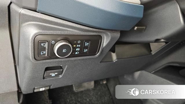 Ford Bronco 6th Generation 2024 Серебристо-серый из Кореи, фото 5