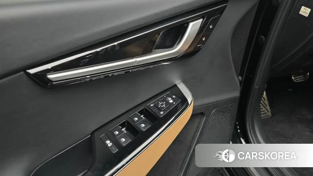 Kia EV6 2023 Черный из Кореи, фото 5