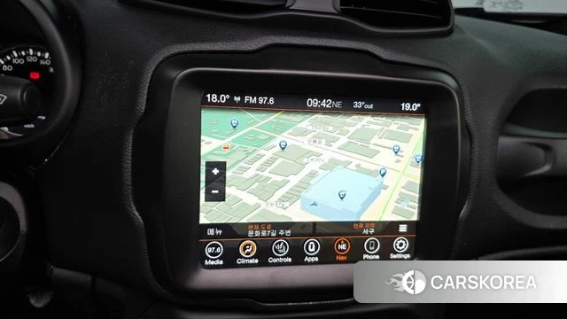 Jeep Renegade 2022 Белый из Кореи, фото 5