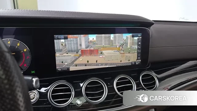 Mercedes-Benz E-Class W213 2018 Белый из Кореи, фото 5