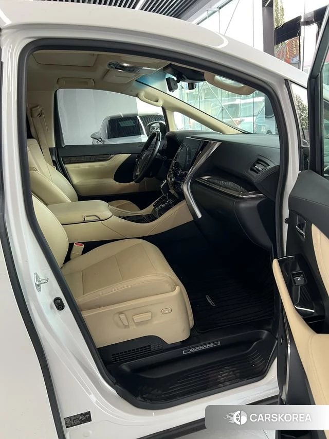 Toyota Elfa 2021 Белый из Китая, фото 5