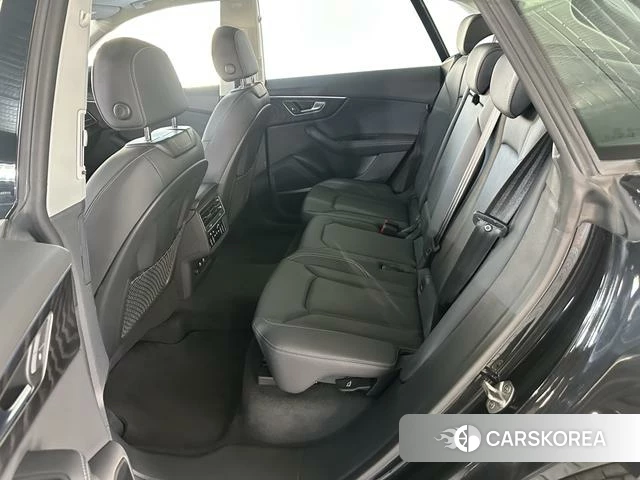 Audi Q8 2025 Черный из Китая, фото 5