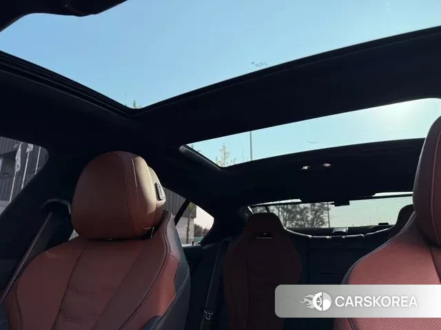 BMW 8 Series (G15) 2025 Белый из Кореи, фото 5