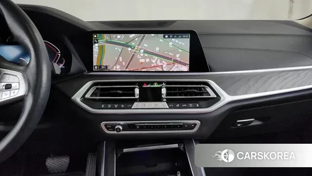 BMW X7 (G07) 2022 Белый из Кореи, фото 5