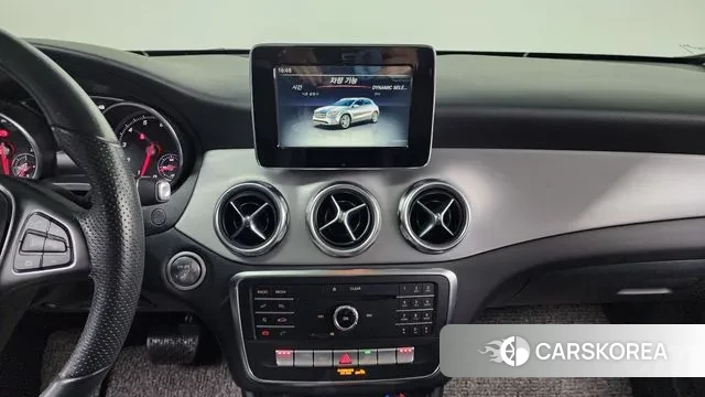 Mercedes-Benz GLA-Class X156 2018 Белый из Кореи, фото 5