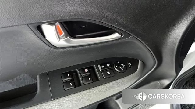 Kia The New Kia Ray 2023 Белый из Кореи, фото 5