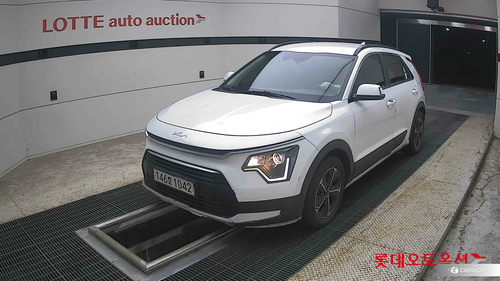 Kia Niro Hybrid 2022 Белый из Кореи, фото 5