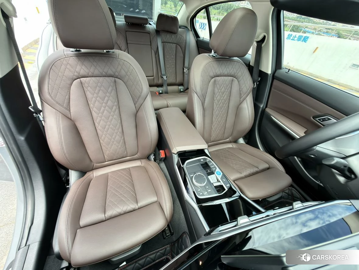 BMW i3 2023 Темно-серый из Китая, фото 5