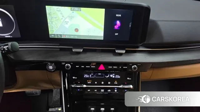 Kia Carnival 4th generation 2023 Белый из Кореи, фото 5