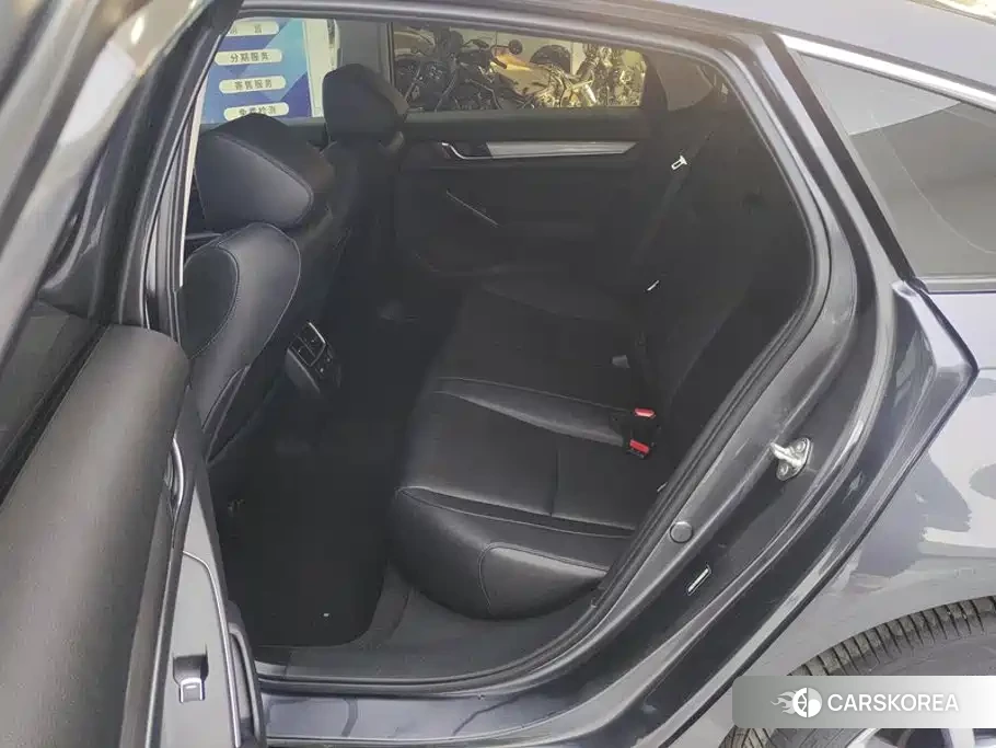 Honda Accord 2022 Silver/gray из Китая, фото 5