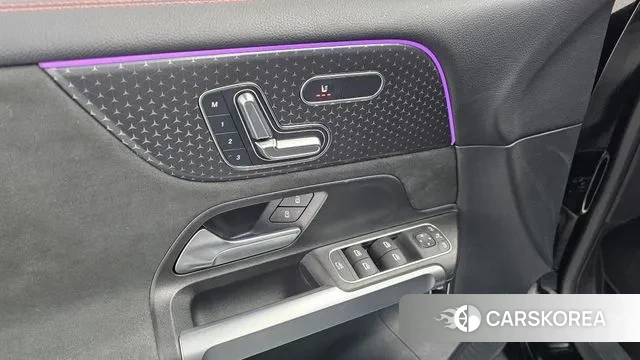 Mercedes-Benz GLB-Class X247 2024 Черный из Кореи, фото 5