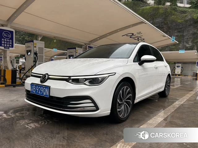 Volkswagen Golf 2024 Белый из Китая, фото 5