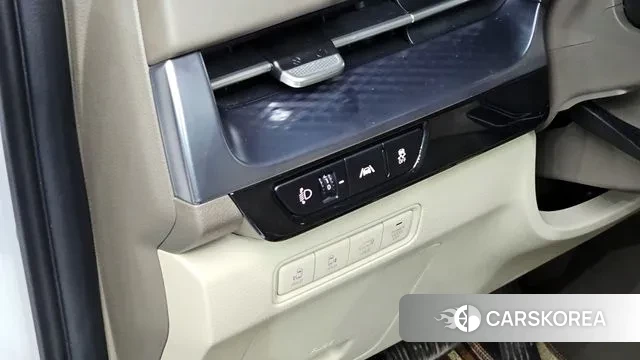 Kia Carnival 4th generation 2023 Белый из Кореи, фото 5