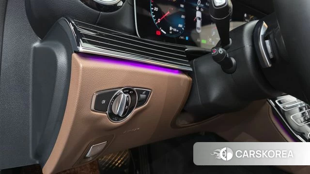 Mercedes-Benz E-Class W213 2023 Черный из Кореи, фото 5