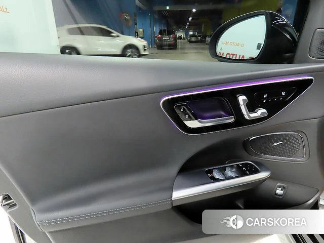 Mercedes-Benz C-Class W206 2023 Черный из Кореи, фото 5