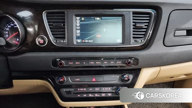 Kia The New Carnival 2019 Черный из Кореи, фото 5