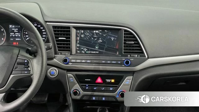 Hyundai Avante AD 2018 Белый из Кореи, фото 5