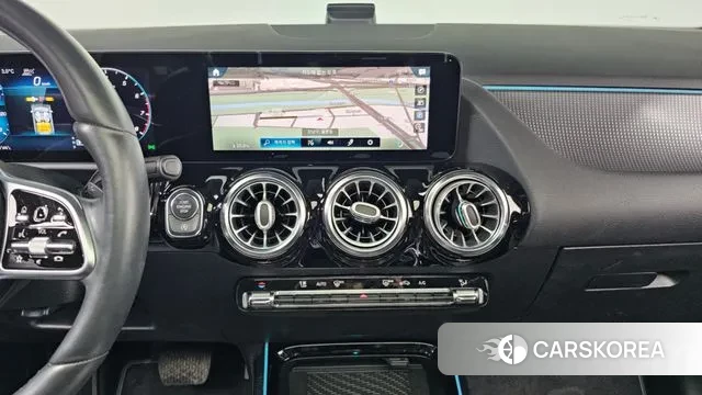 Mercedes-Benz GLA - Class H247 2021 Белый из Кореи, фото 5