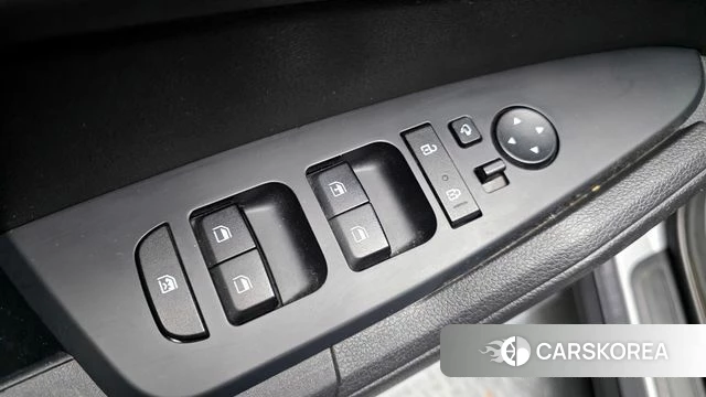 Kia Sportage 5th Generation 2021 Серебристо-серый из Кореи, фото 5