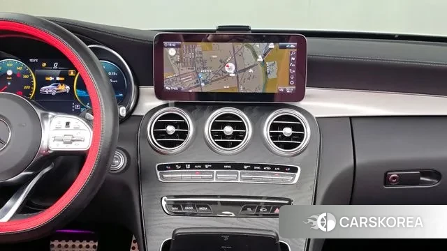 Mercedes-Benz C-Class W205 2023 Белый из Кореи, фото 5