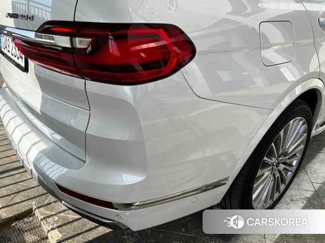 BMW X7 (G07) 2022 Белый из Кореи, фото 5