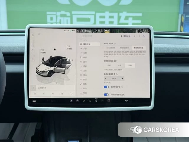 Tesla Model 3 2024 Черный из Китая, фото 5