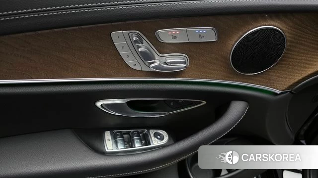 Mercedes-Benz E-Class W213 2021 Черный из Кореи, фото 5