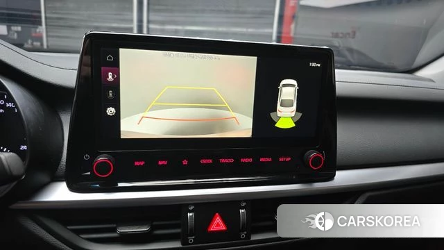 Kia The New K3 2nd generation 2023 Белый из Кореи, фото 5