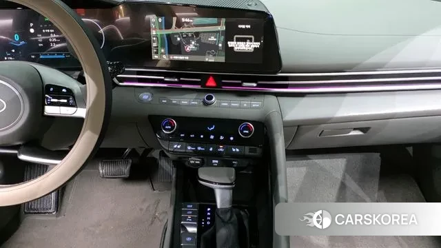 Hyundai The New Avante (CN7) 2023 Небесно-голубой из Кореи, фото 5