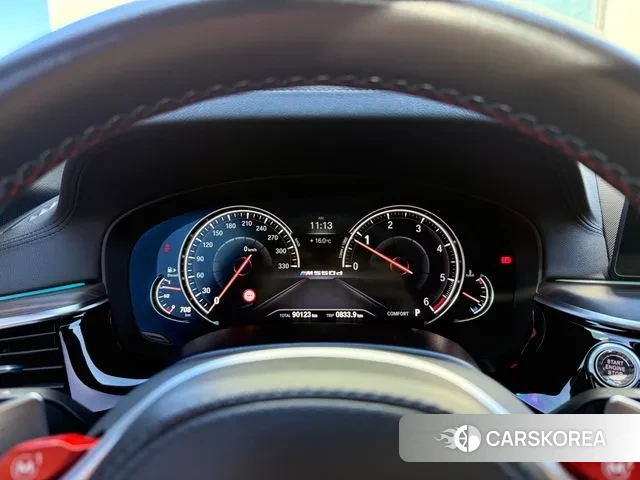 BMW 5 Series (G30) 2018 Серый из Кореи, фото 5