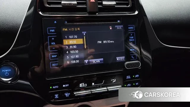 Toyota Prius 4th Generation 2018 Белый из Кореи, фото 5