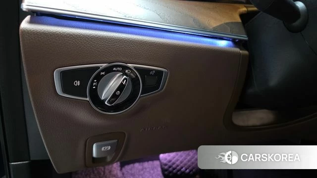 Mercedes-Benz E-Class W213 2021 Синий из Кореи, фото 5