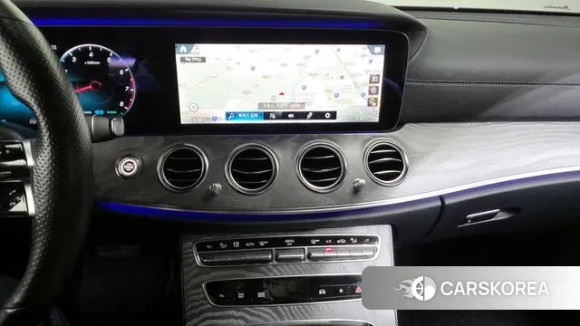 Mercedes-Benz E-Class W213 2021 Черный из Кореи, фото 5