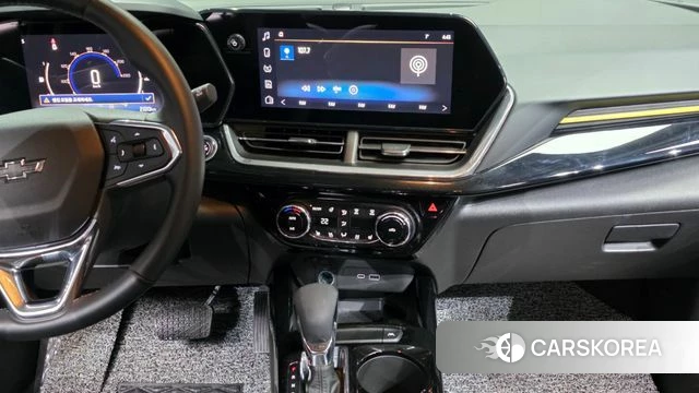 Chevrolet (GM Daewoo) Trax Crossover 2023 Белый из Кореи, фото 5