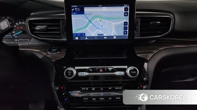 Ford Explorer 6th Generation 2023 Белый из Кореи, фото 5