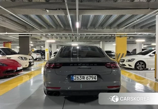 Porsche Panamera (971) 2018 Серый из Кореи, фото 5