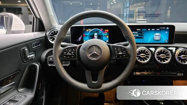 Mercedes-Benz A-Class W177 2020 Белый из Кореи, фото 5