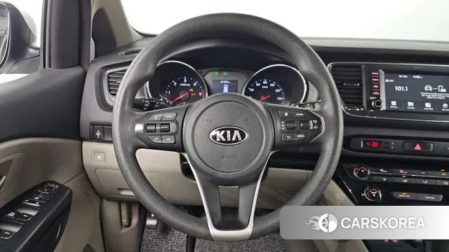 Kia The New Carnival 2018 Белый из Кореи, фото 5
